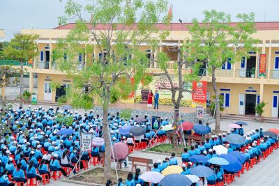 SINH HOẠT DƯỚI CỜ: TÌM HIỂU GIÁ TRỊ CỦA VĂN HOÁ, VĂN HỌC DÂN GIAN VIỆT NAM.